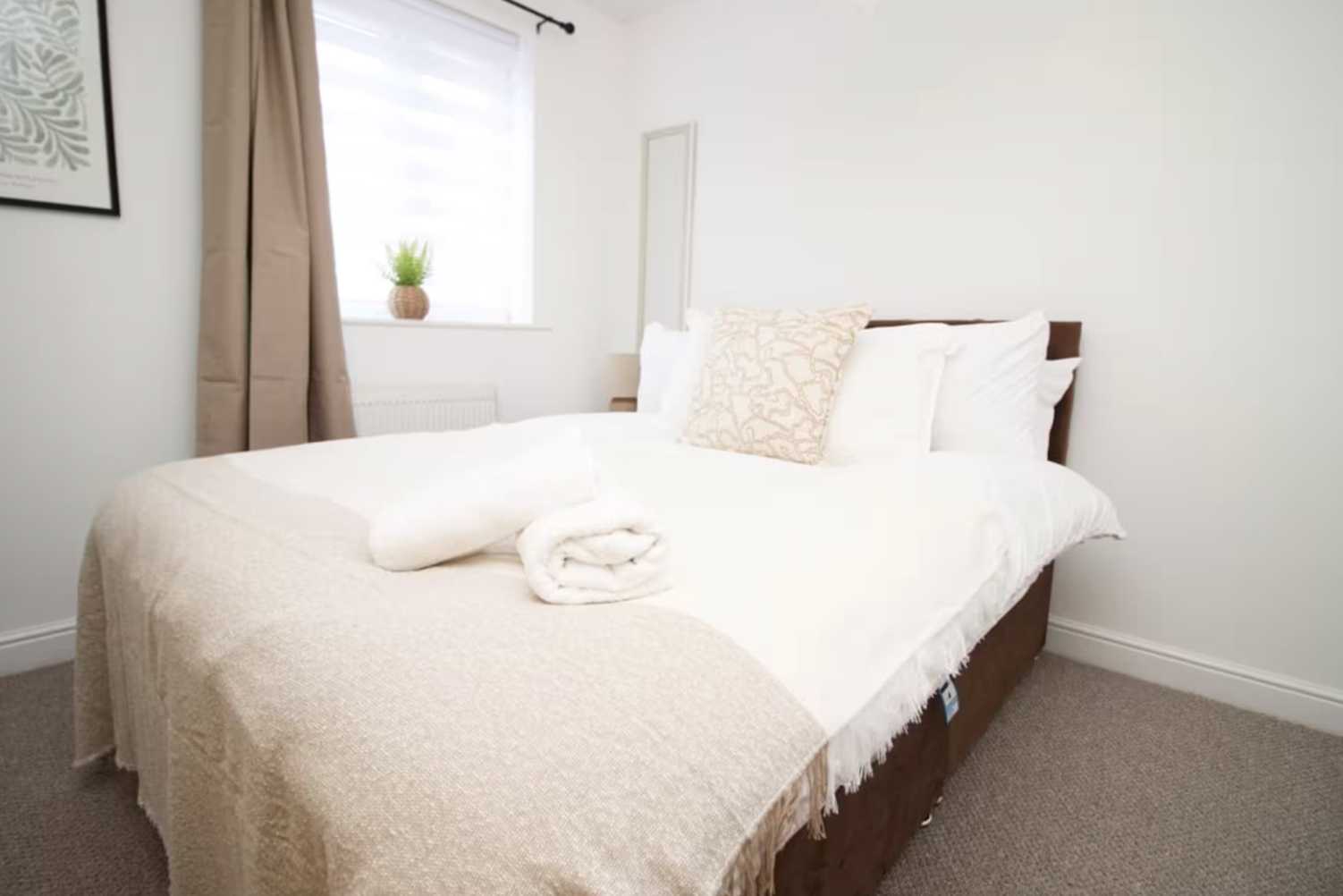 1 Alicia by Mia Partners in 1 Alicia Way, Newport, NP20 2FL, United Kingdom - Property image 10 - VivreStays