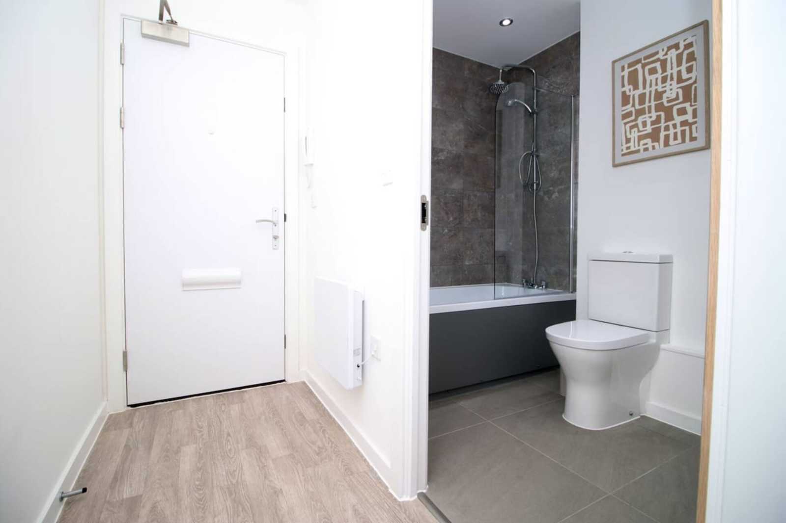Flat 55 Waterside  Place by Mia Partners in TA1 4BT - Property image 6 - VivreStays