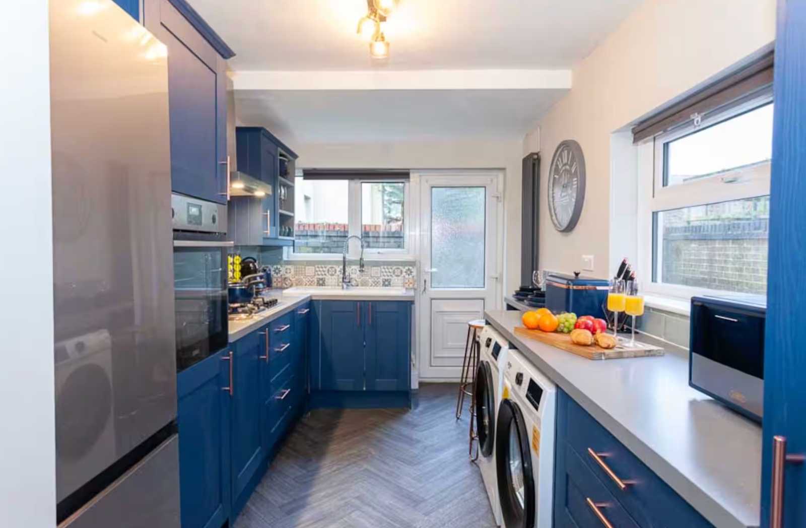 33 Lorne Street by Mia Partners in 33 Lorne Street, L7 0JP - Property image 4 - VivreStays