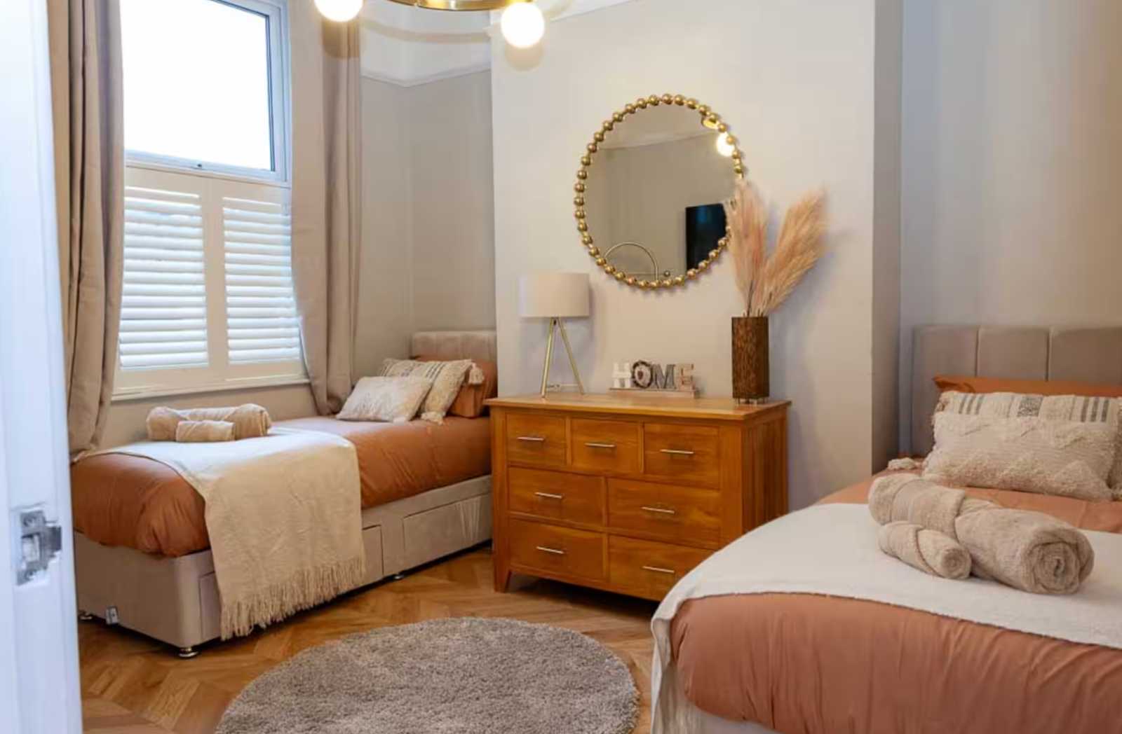 33 Lorne Street by Mia Partners in 33 Lorne Street, L7 0JP - Property image 14 - VivreStays