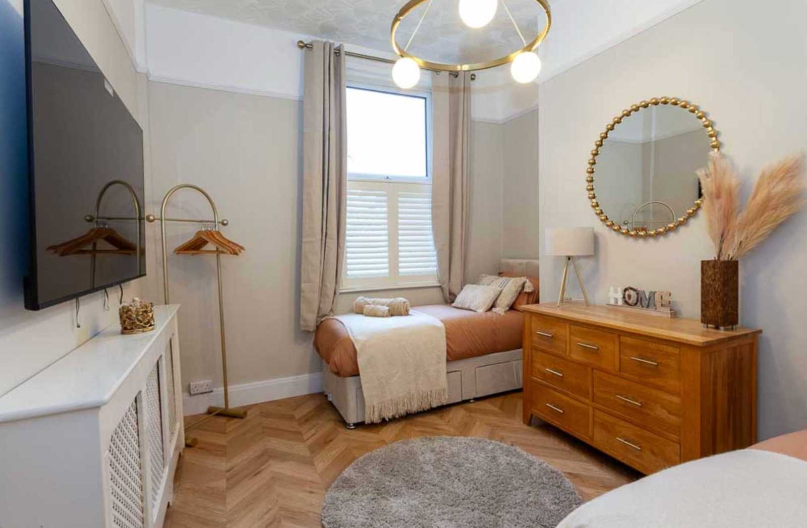 33 Lorne Street by Mia Partners in 33 Lorne Street, L7 0JP - Property image 15 - VivreStays