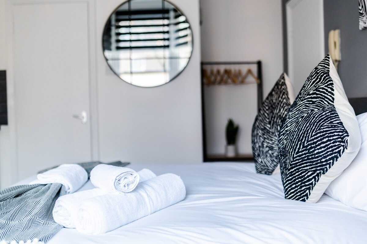 1 bed, 1 bath studio | GF | FREE on-street parking | Fairbridge Road N19 in N19 3HU, London, Greater London, England, United Kingdom - Property image 8 - VivreStays