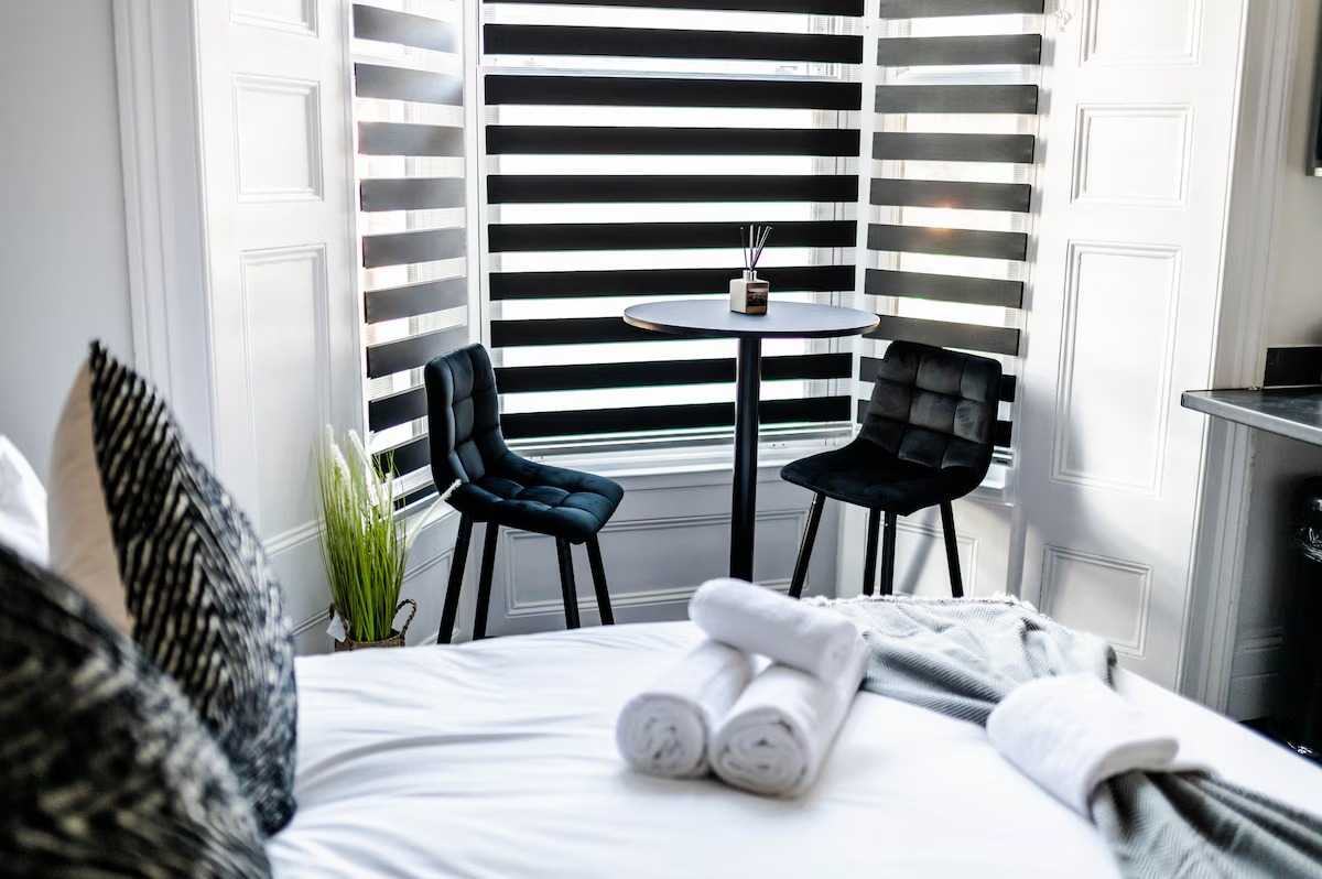 1 bed, 1 bath studio | GF | FREE on-street parking | Fairbridge Road N19 in N19 3HU, London, Greater London, England, United Kingdom - Property image 10 - VivreStays
