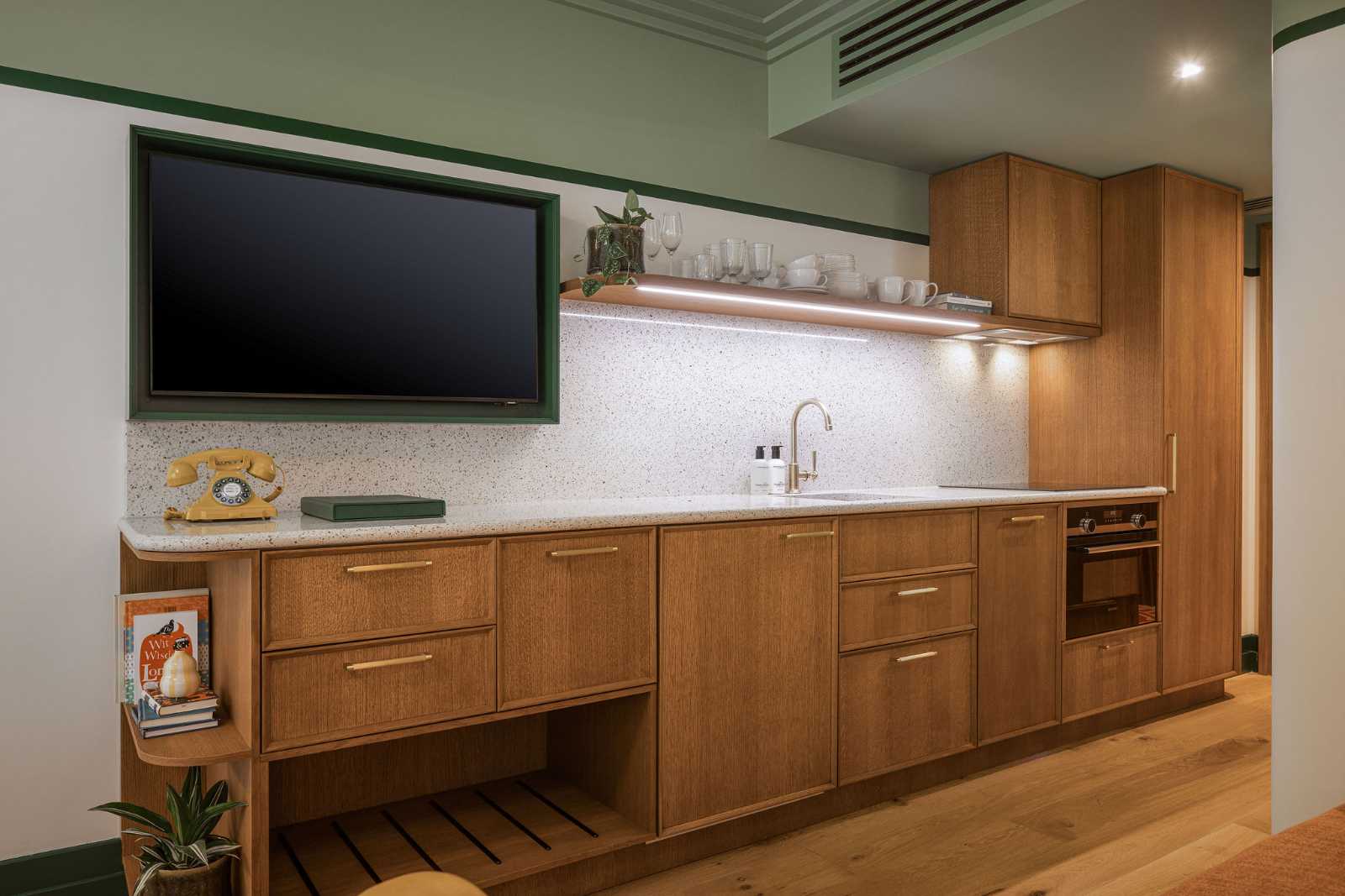 The July London Victoria - Studio Apartments in 282 Vauxhall Bridge Road, Westminster, London, SW1V 1BB, United Kingdom - Property image 2 - VivreStays