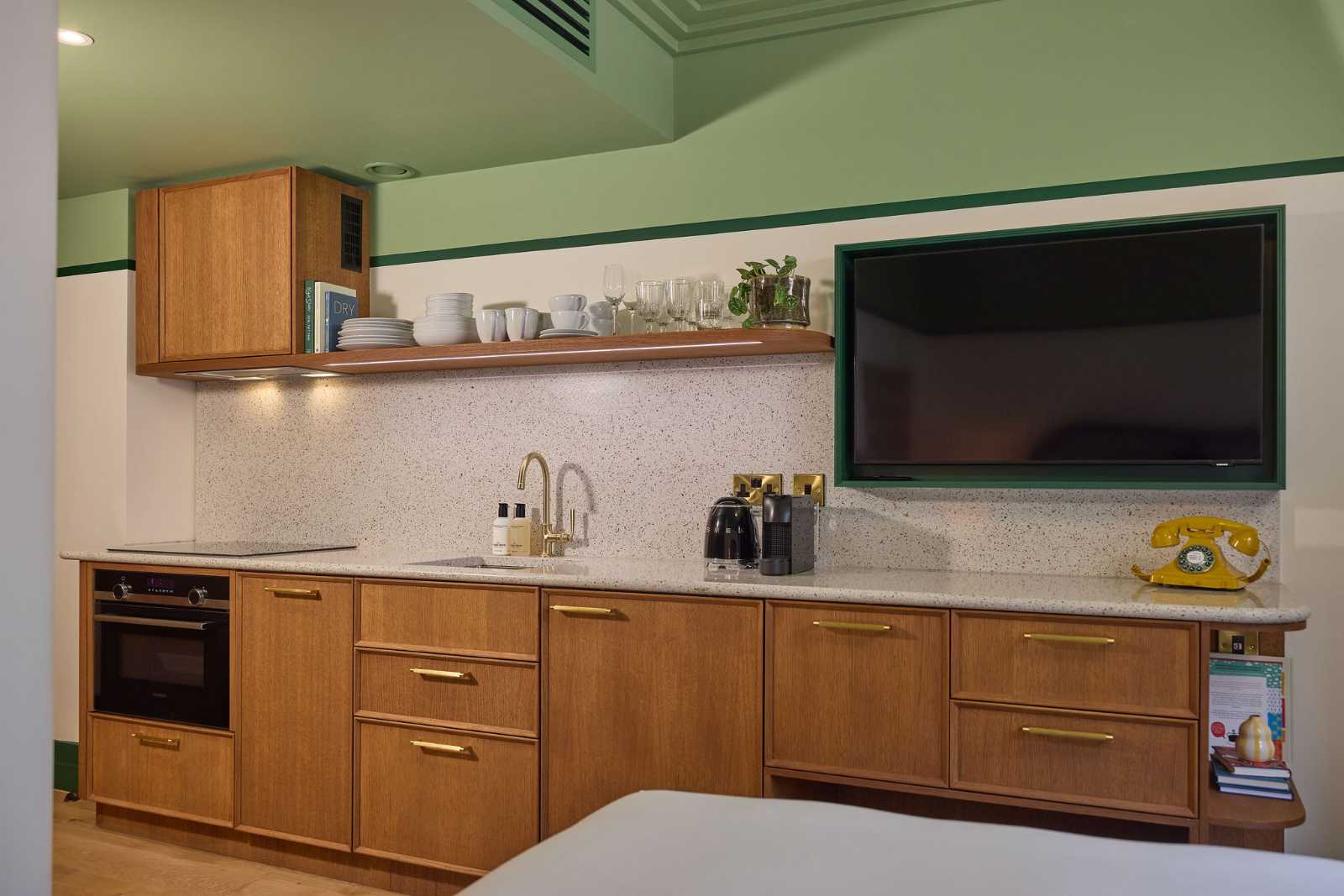 The July London Victoria - Studio Apartments in 282 Vauxhall Bridge Road, Westminster, London, SW1V 1BB, United Kingdom - Property image 6 - VivreStays