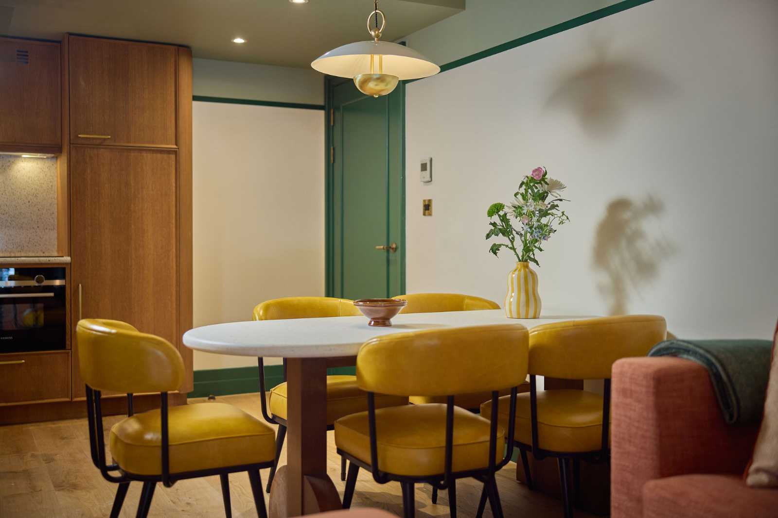 The July London Victoria - 3 Bedroom Apartment in 282 Vauxhall Bridge Road, SW1V 1BB - Property image 7 - VivreStays