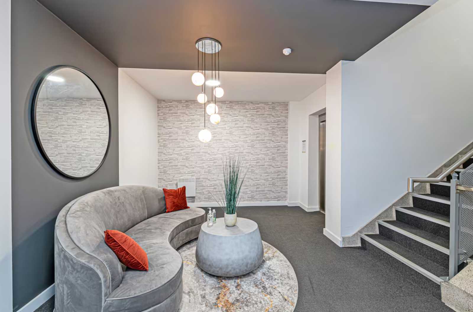Flat 1, Swiss Life House by Mia Partners in 16 Crosby Road North, Waterloo, Liverpool, L22 0AD, United Kingdom - Property image 13 - VivreStays