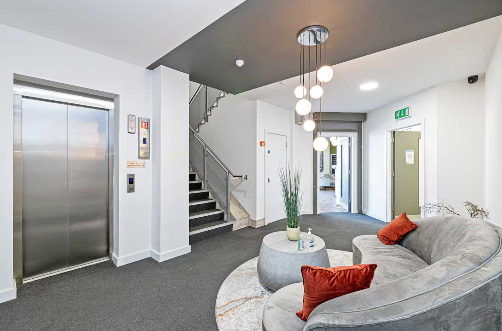 Flat 1, Swiss Life House by Mia Partners in 16 Crosby Road North, Waterloo, Liverpool, L22 0AD, United Kingdom - Property image 14 - VivreStays