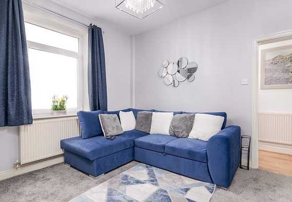 Hope Street by Mia Partners in 14 Hope Street, YO14 9DL - Property image 3 - VivreStays