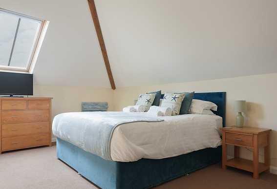 Holly Cottage by Mia Partners in EX34 9RG - Property image 5 - VivreStays