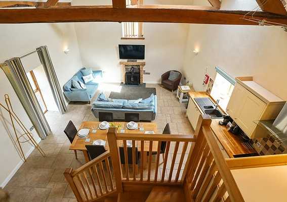 Holly Cottage by Mia Partners in EX34 9RG - Property image 10 - VivreStays