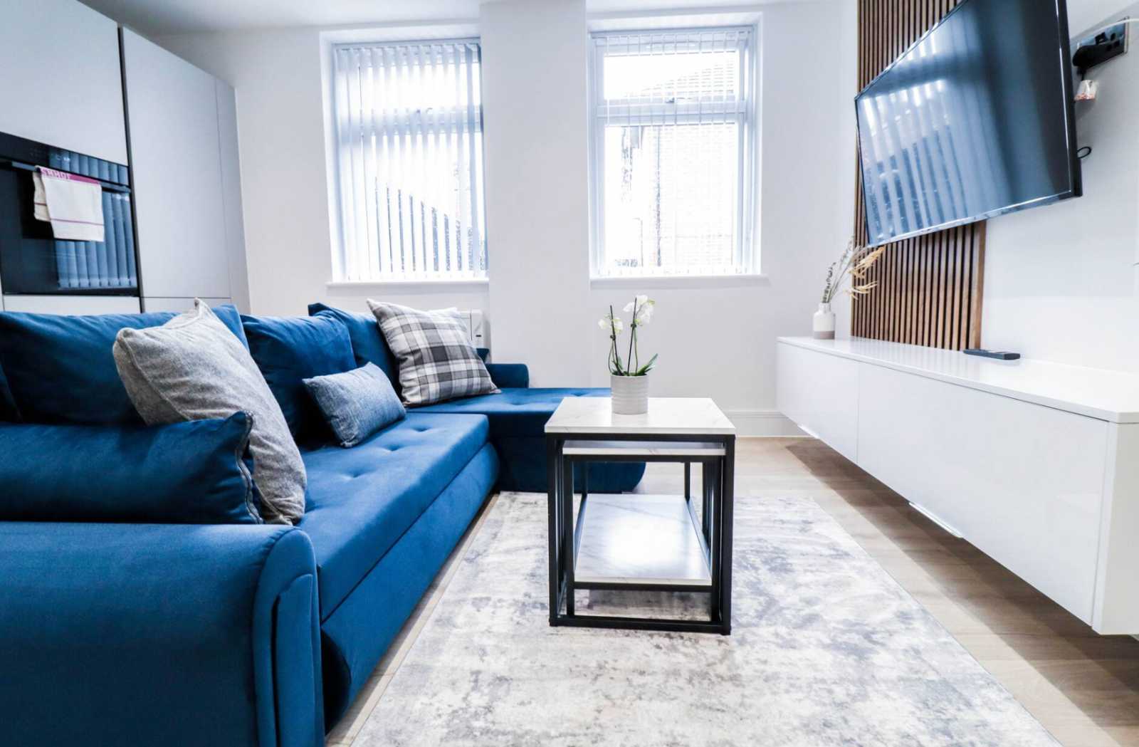 View Temple End Two-Bed by Mia Partners in 10 Temple End, HP13 5DN Temple End Two-Bed by Mia Partners in 10 Temple End, HP13 5DN - Property image 2 - VivreStays