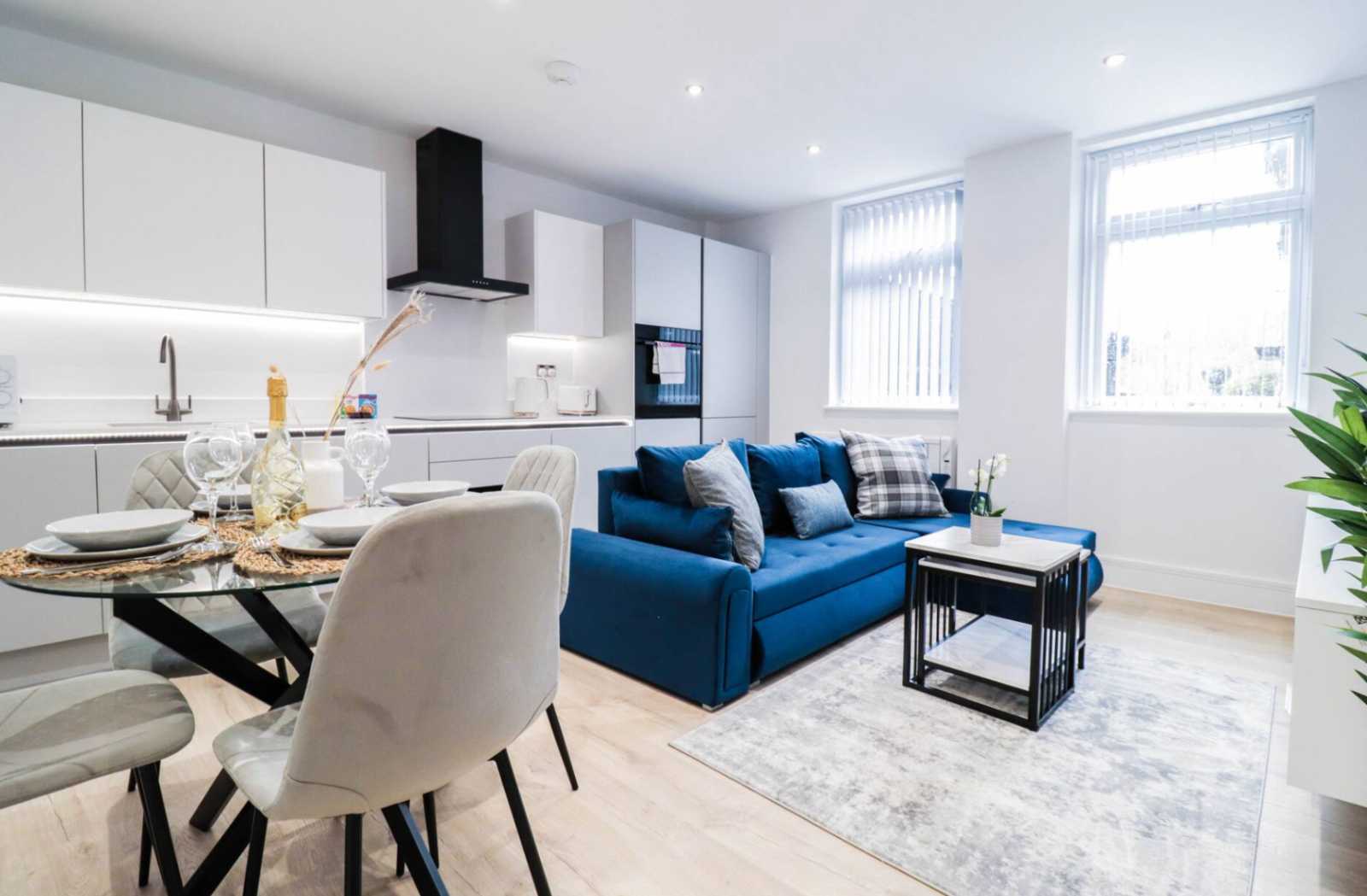 View Temple End Two-Bed by Mia Partners in 10 Temple End, HP13 5DN Temple End Two-Bed by Mia Partners in 10 Temple End, HP13 5DN - Property image 12 - VivreStays