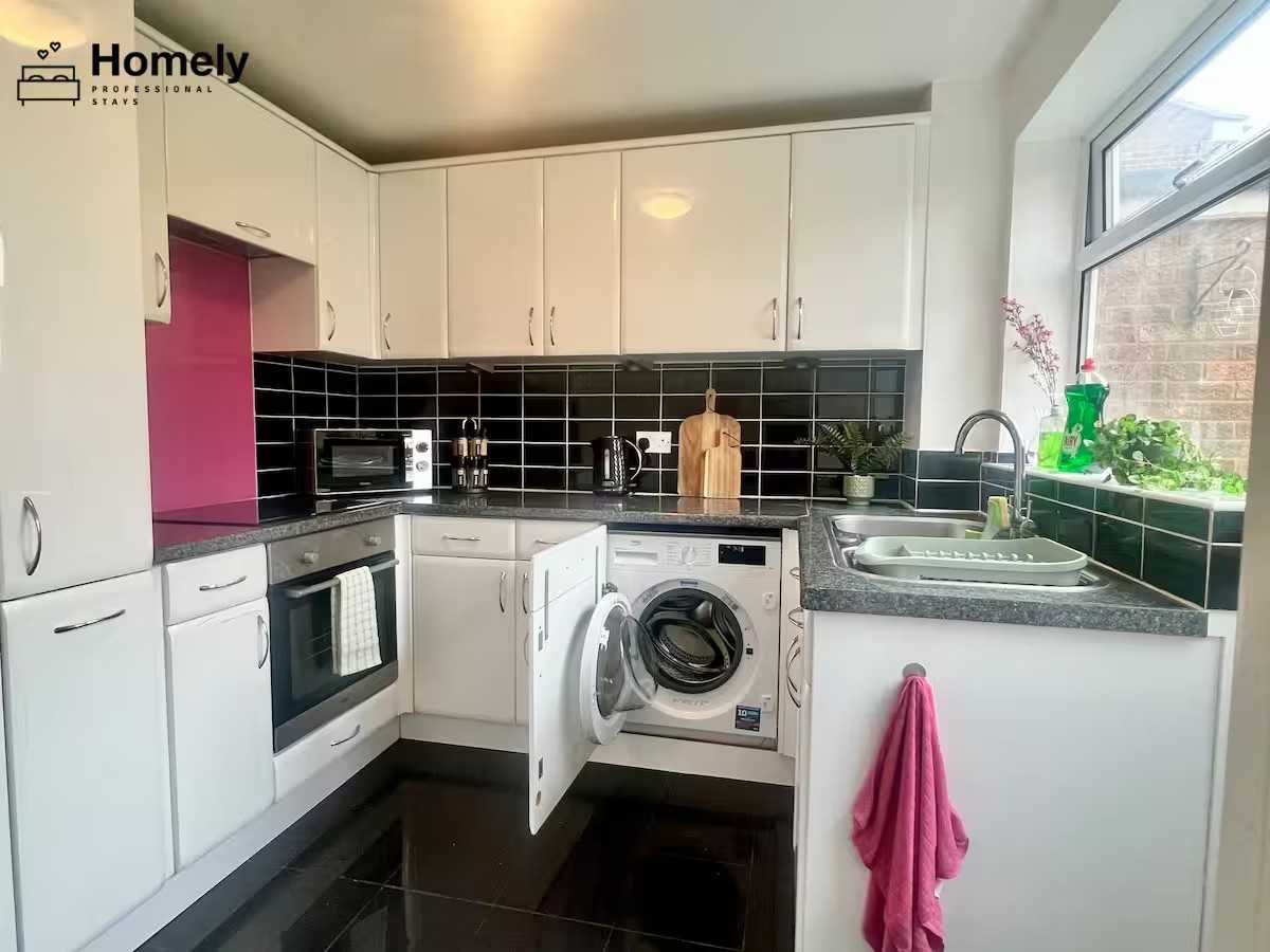 View Winstanley by Mia Partners in 106 Winstanley Road, CB11 3EY Winstanley by Mia Partners in 106 Winstanley Road, CB11 3EY - Property image 9 - VivreStays