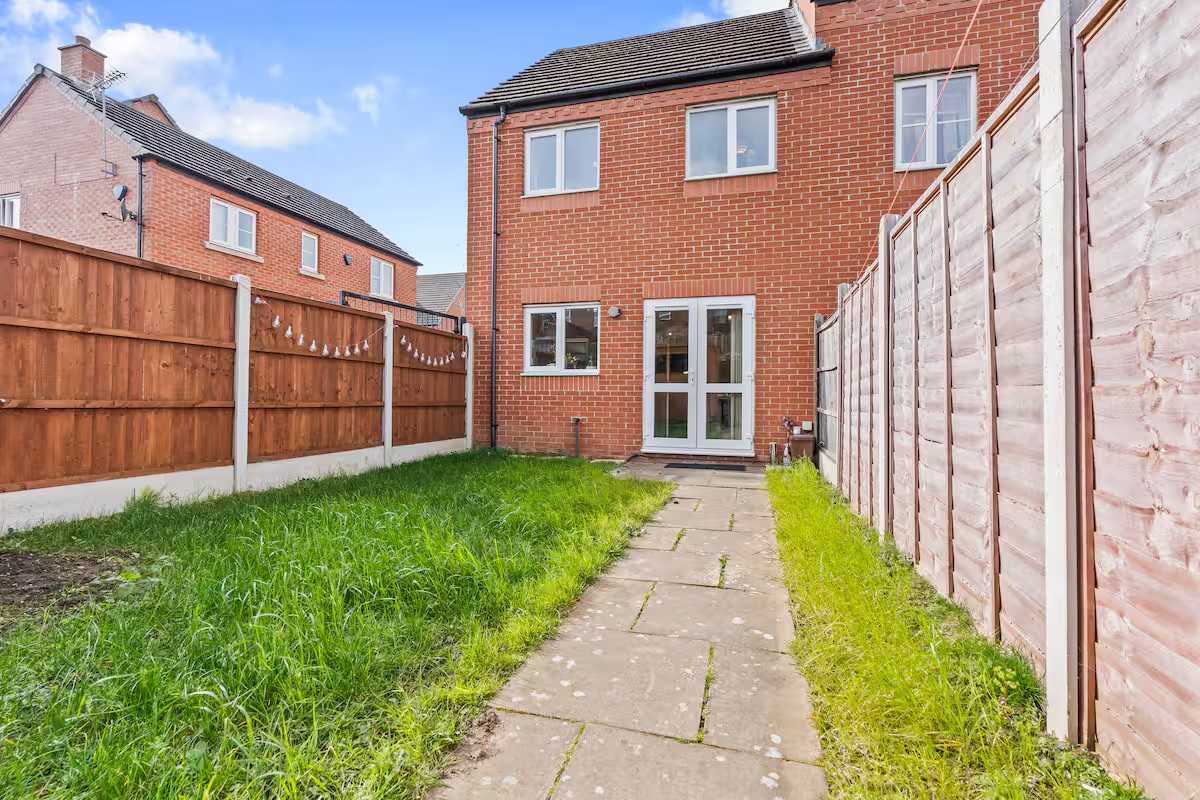 31 Barrett Street by Mia Partners in 31 Barrett Street, B66 4SE - Property image 5 - VivreStays