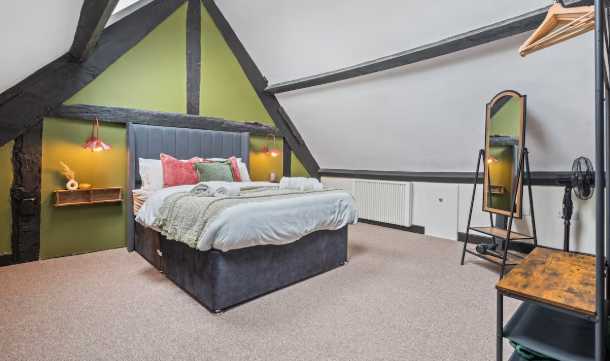The Cottage, Uttoxeter Road by Mia Partners in WS15 3HY - Property image 2 - VivreStays