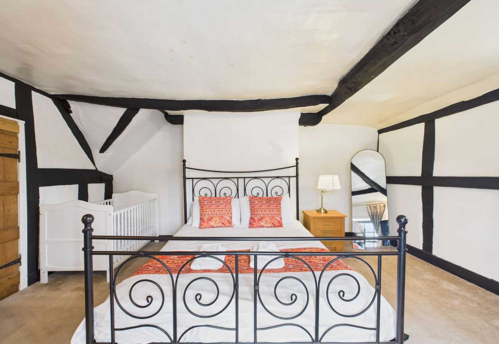 Mainstone House by Mia Partners in HR8 2RA, Ledbury, Herefordshire, England, United Kingdom - Property image 10 - VivreStays