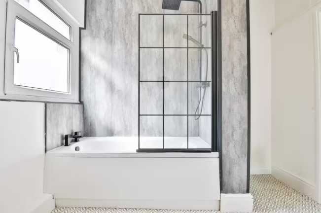 Salop Street by Mia Partners in 12 Salop Street, CF83 1FX - Property image 2 - VivreStays