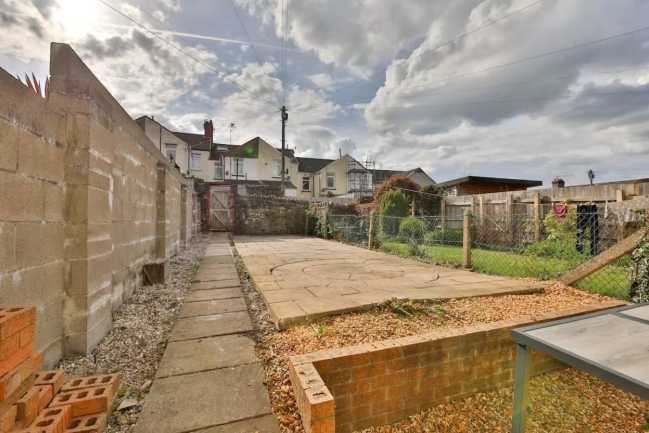 Salop Street by Mia Partners in 12 Salop Street, CF83 1FX - Property image 8 - VivreStays