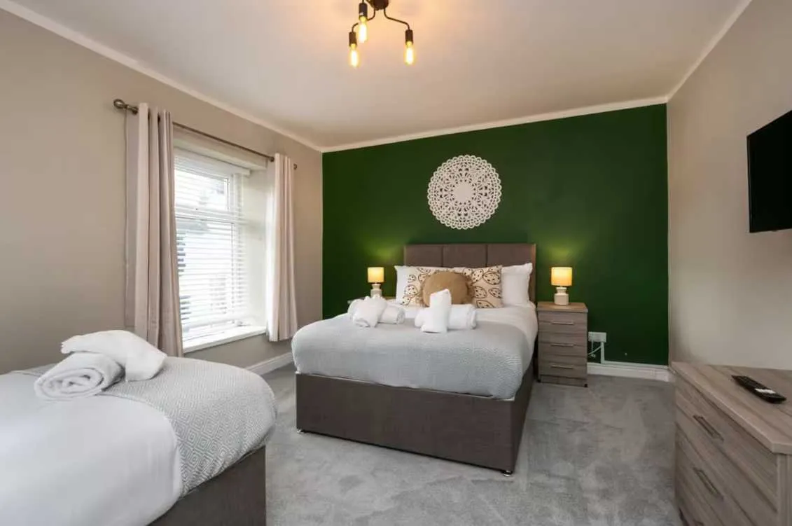 88 Mountain Ash Road by Mia Partners in 88 Mountain Ash Road, CF45 4PR - Property image 6 - VivreStays