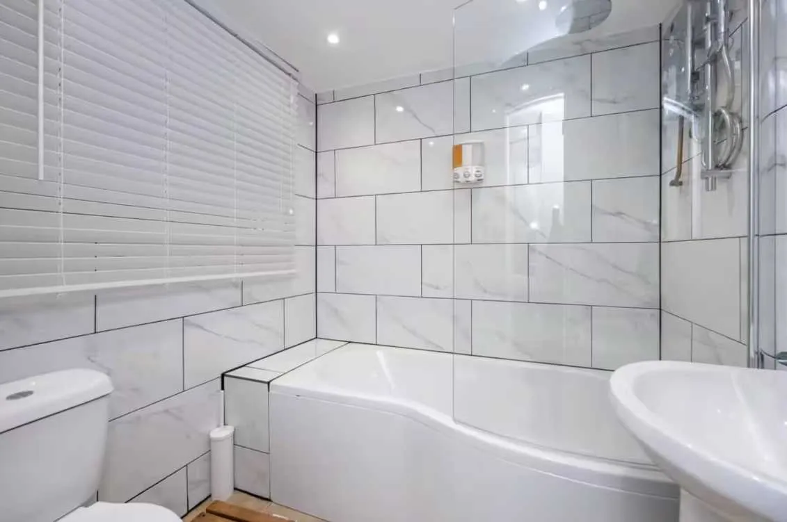 88 Mountain Ash Road by Mia Partners in 88 Mountain Ash Road, CF45 4PR - Property image 10 - VivreStays