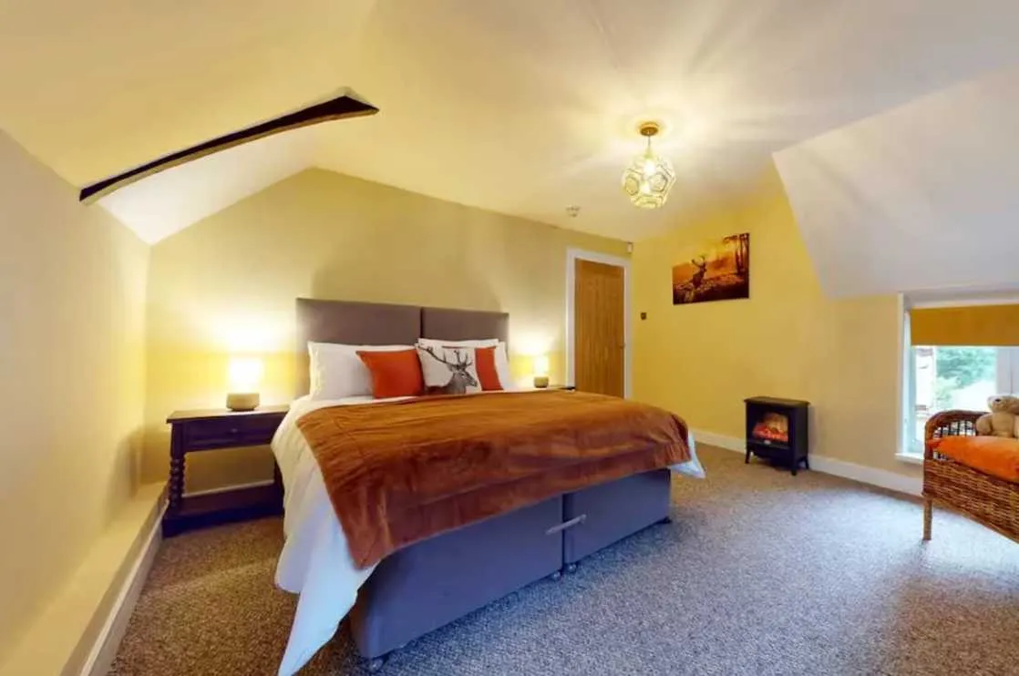 View The Wain-Y-Clare by Mia Partners The Wain-Y-Clare by Mia Partners serviced apartment - Pontypool - VivreStays