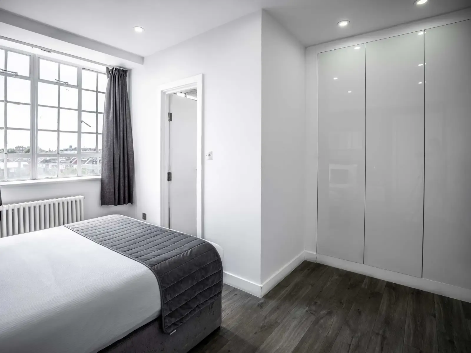 Two Bedroom Apartments (Double, Single Rooms, Sofa bed) in SW3 3DW - Property image 7 - VivreStays