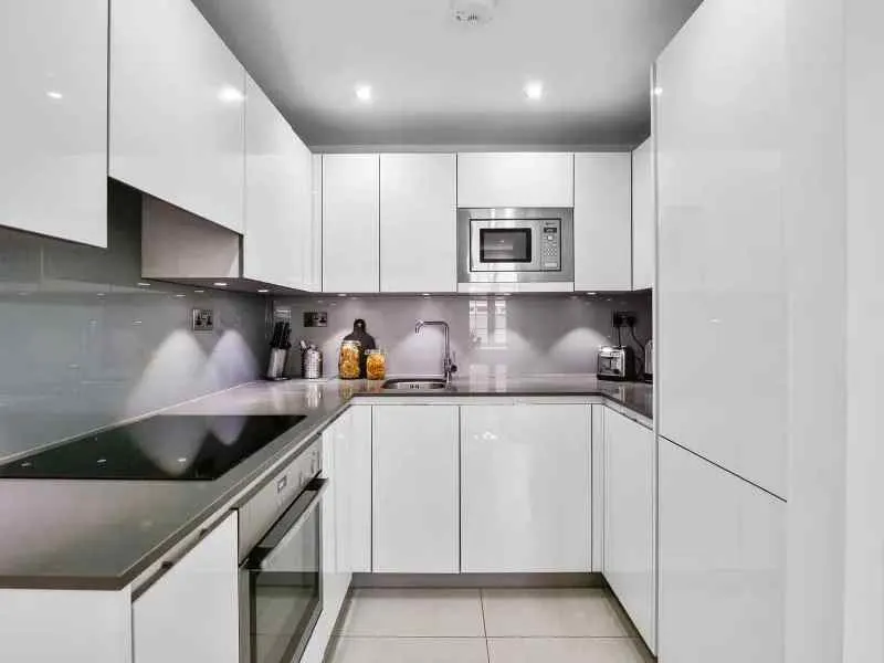 1 bed 1 bath | North Tenter Street E1 in E1 8DL, London, Greater London, England, United Kingdom - Property image 2 - VivreStays
