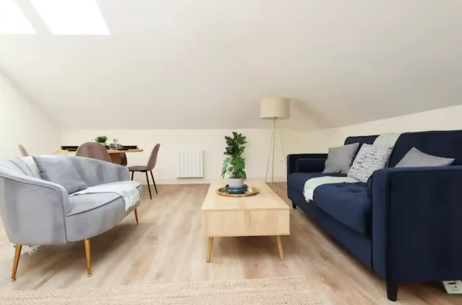 Albert Hall One Bed by Mia Partners in SA1 3EP, Swansea, Swansea, Wales, United Kingdom - Property image 4 - VivreStays