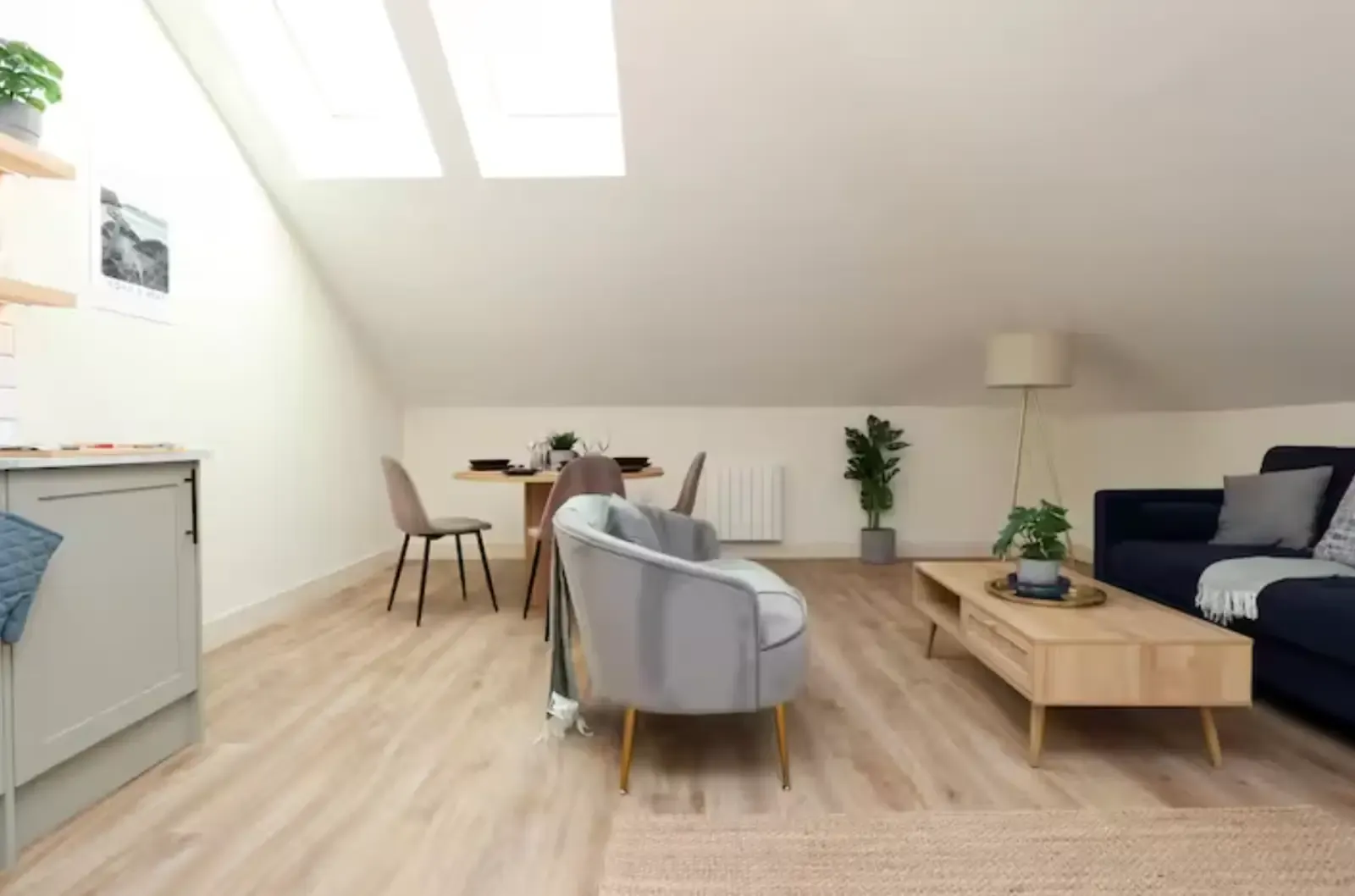 Albert Hall One Bed by Mia Partners in SA1 3EP, Swansea, Swansea, Wales, United Kingdom - Property image 5 - VivreStays