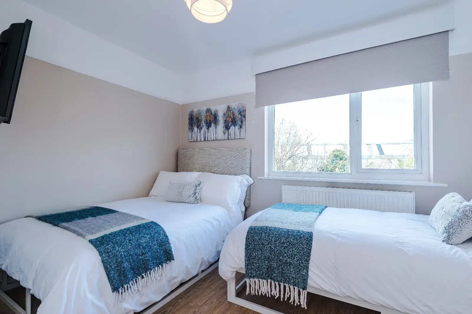 Patricia Place, Wirral lux Contractor/Family Stays, Birkenhead in 56 Patricia Avenue, CH41 7BH - Property image 10 - VivreStays