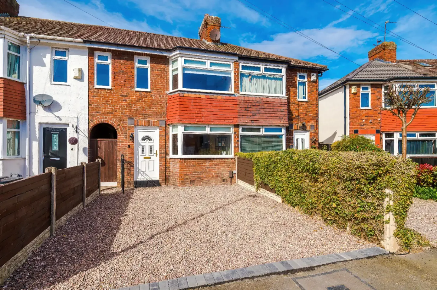 Patricia Place, Wirral lux Contractor/Family Stays, Birkenhead in 56 Patricia Avenue, CH41 7BH - Property image 15 - VivreStays
