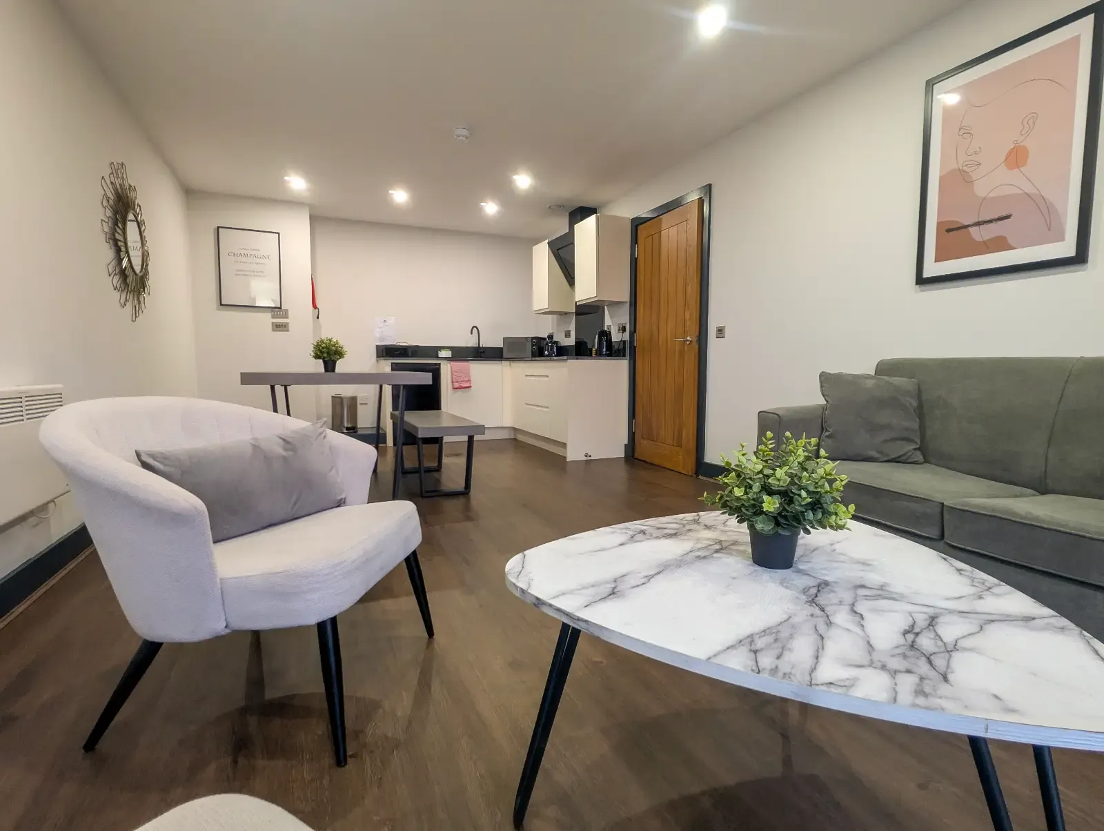 2 bedroom Dockside apartment in 19 Keel Wharf, Liverpool, L3 4ET, United Kingdom - Property image 3 - VivreStays