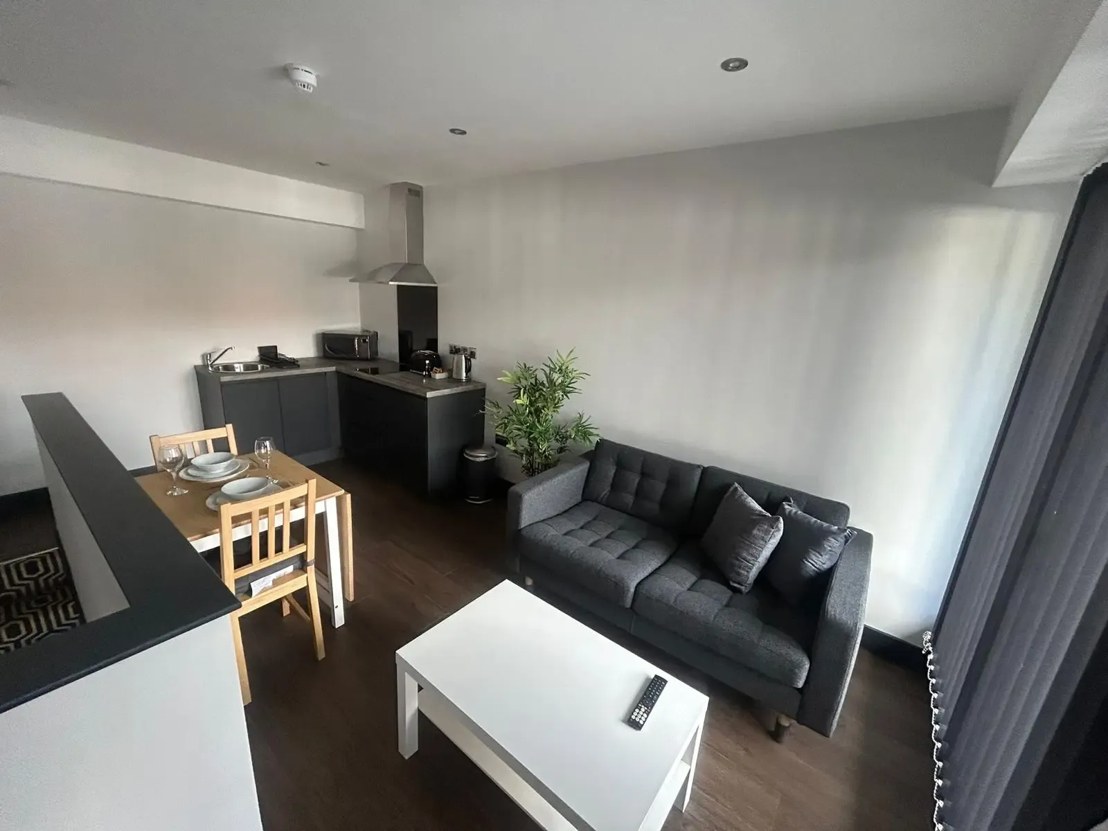 View Studio apartment on the Docks Studio apartment on the Docks serviced apartment - Liverpool - VivreStays