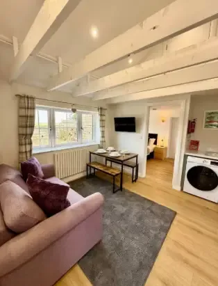 View Four Countries Annex by Mia Partners in 65 Main Road, Collyweston, Stamford, PE9 3PQ, United Kingdom Four Countries Annex by Mia Partners in 65 Main Road, Collyweston, Stamford, PE9 3PQ, United Kingdom - Property image 8 - VivreStays