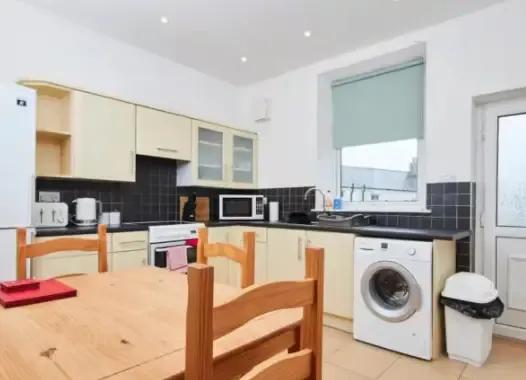 Castle Street by Mia Partners in 72 Castle Street, BD23 2DJ - Property image 7 - VivreStays
