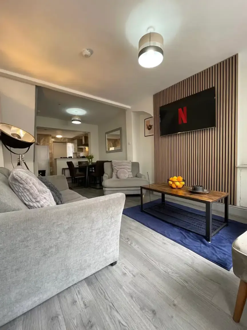 View 42 Gorst Street by Mia Partners 42 Gorst Street by Mia Partners serviced apartment - Liverpool - VivreStays