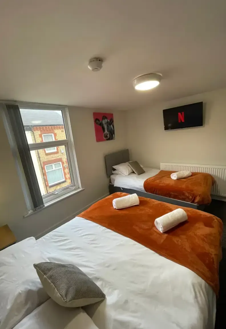 42 Gorst Street by Mia Partners in 42 Gorst Street, Liverpool, L4 0SB, United Kingdom - Property image 8 - VivreStays