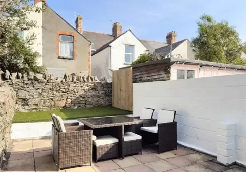Treharris Street by Mia Partners in 75 Treharris Street, CF24 3HL - Property image 4 - VivreStays