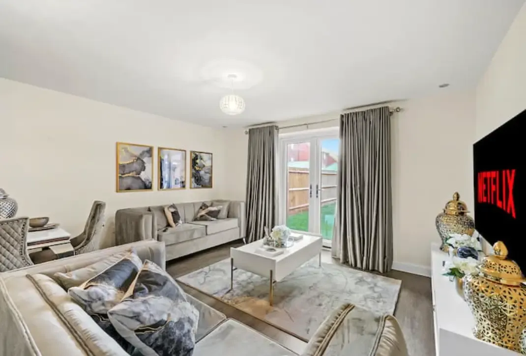 Chelwood Lane by Mia Partners serviced apartment - Leicester - VivreStays
