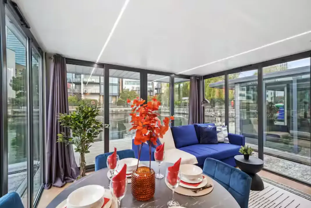Water Lodge 2 by Mia Partners in E14 5SH, London, Greater London, England, United Kingdom - Property image 5 - VivreStays