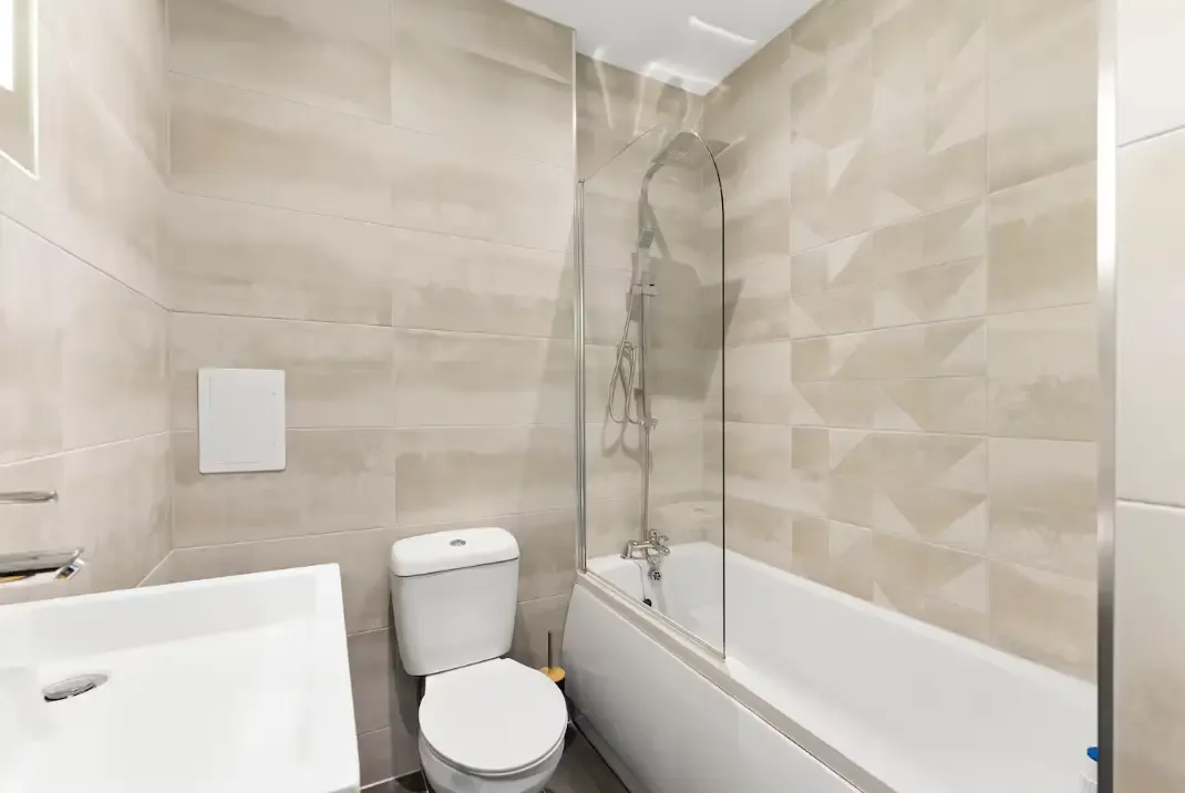 Flat 33 Vantage House by Mia Partners in NR2 1EY, Norwich, Norfolk, England, United Kingdom - Property image 11 - VivreStays
