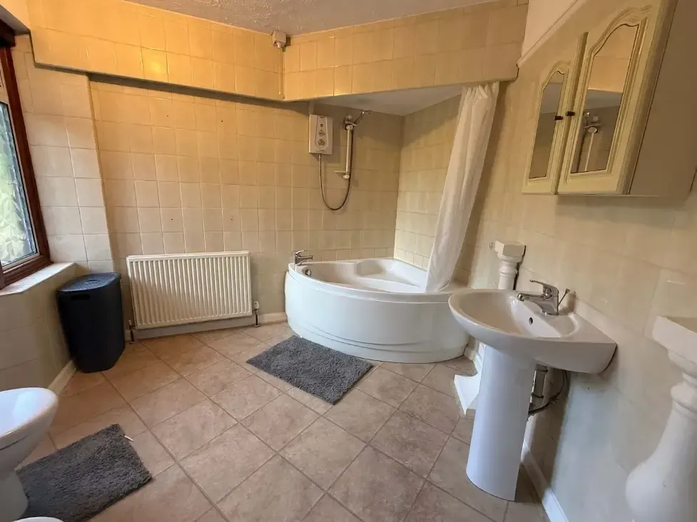 111 Crick Road by Mia Partners in 111 Crick Road, Rugby, CV21 4DZ, United Kingdom - Property image 10 - VivreStays