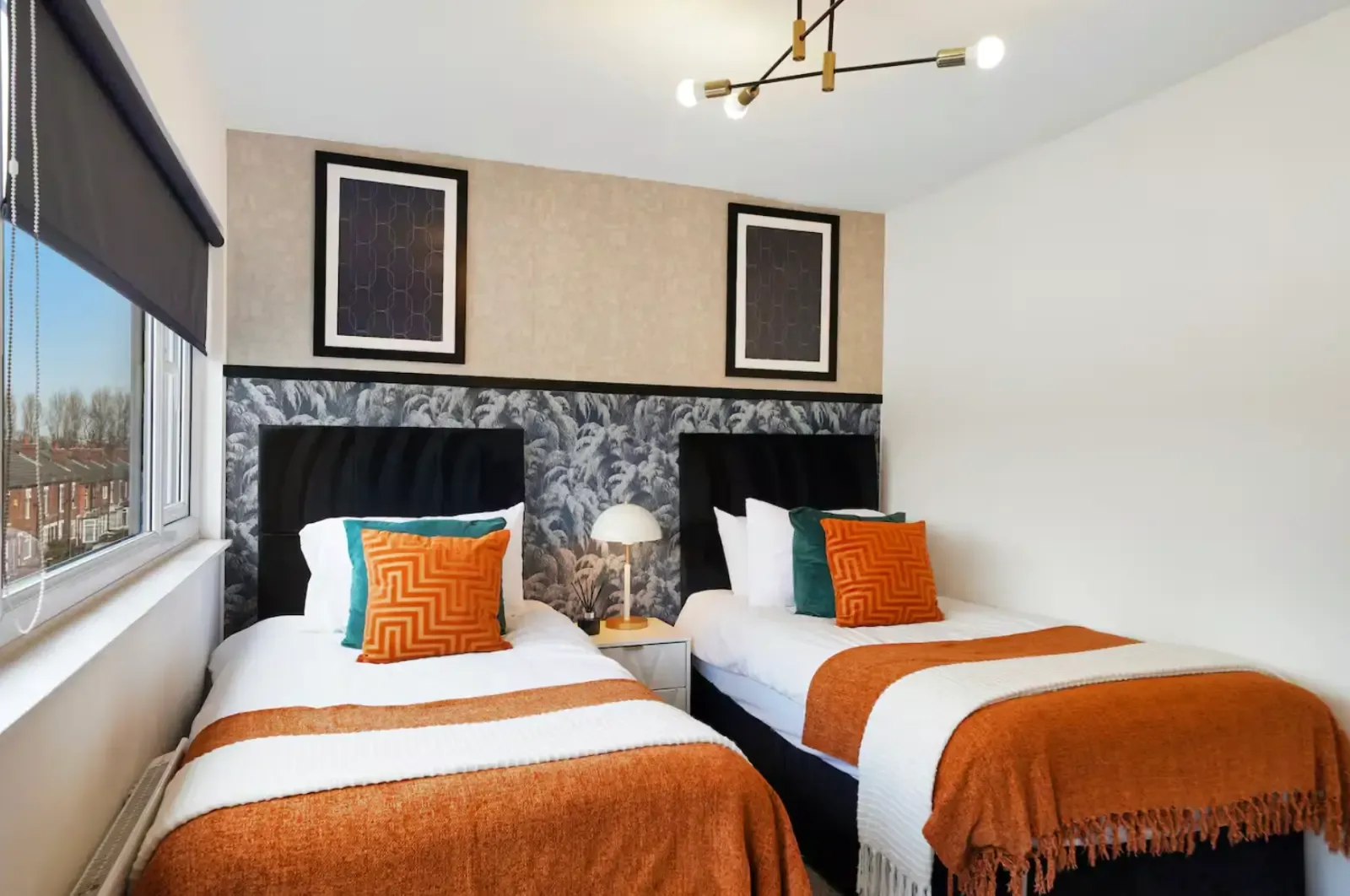 View Lower Oxford Street One-Bed by Mia Partners in 80 Lower Oxford Street, Castleford, WF10 4AF, United Kingdom Lower Oxford Street One-Bed by Mia Partners in 80 Lower Oxford Street, Castleford, WF10 4AF, United Kingdom - Property image 6 - VivreStays