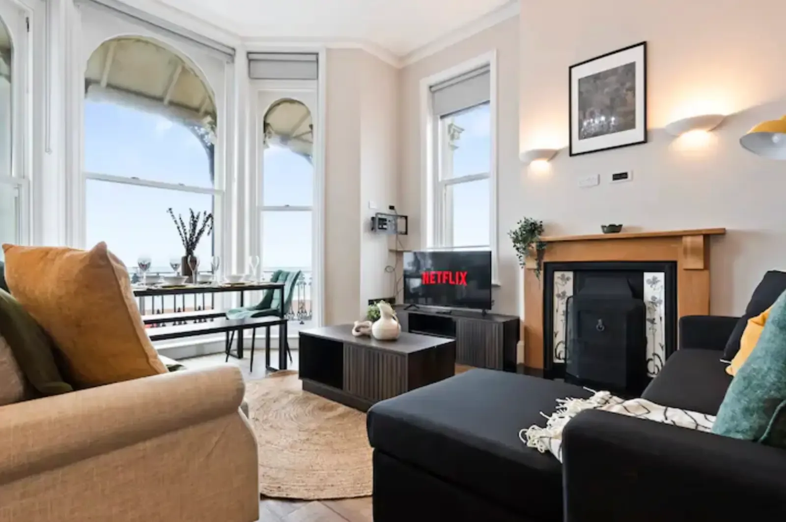 Flat 2 Marine Parade by Mia Partners in 42 Marine Parade, Worthing, BN11 3QA, United Kingdom - Property image 3 - VivreStays