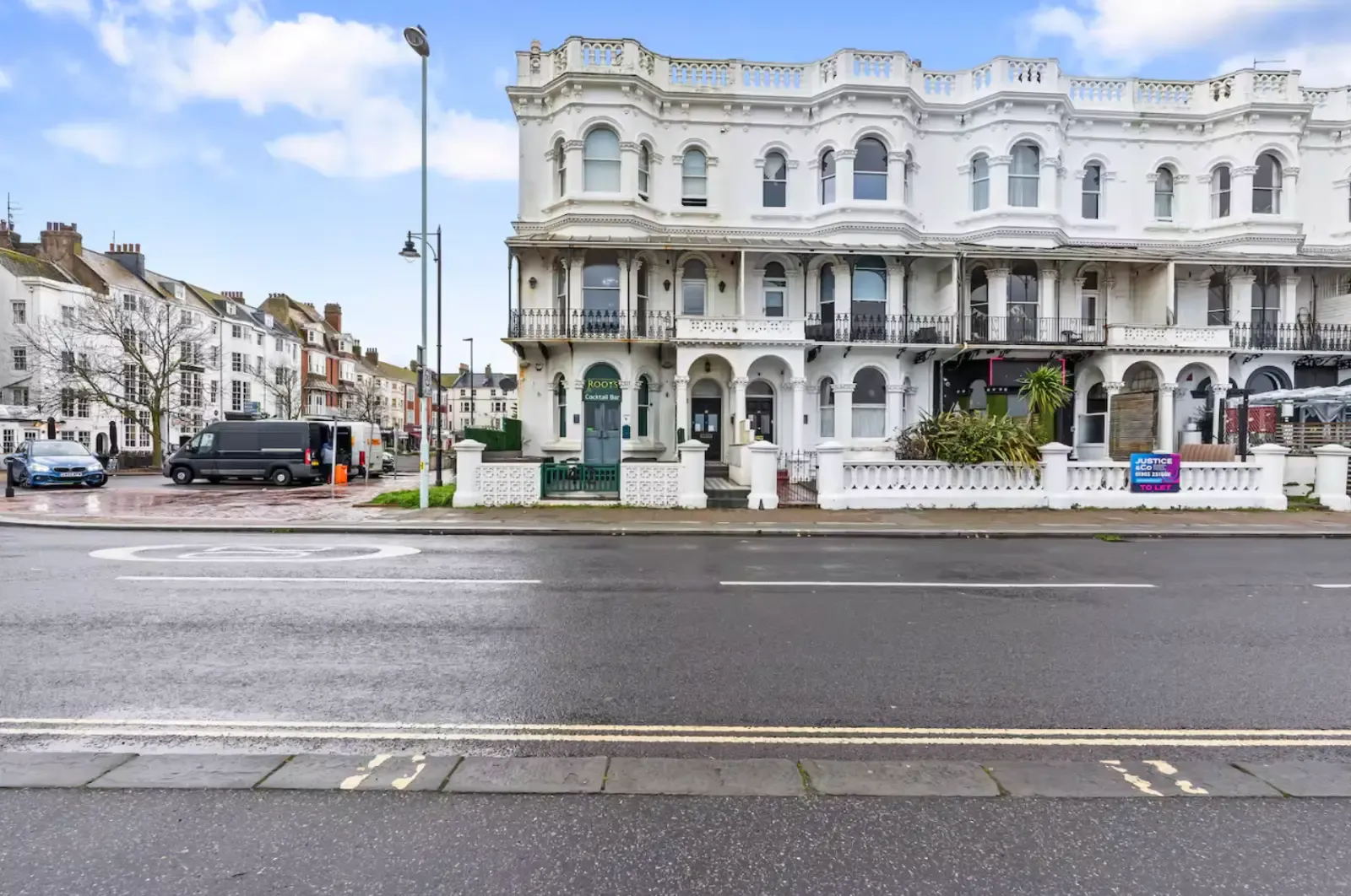 Flat 2 Marine Parade by Mia Partners in 42 Marine Parade, Worthing, BN11 3QA, United Kingdom - Property image 17 - VivreStays
