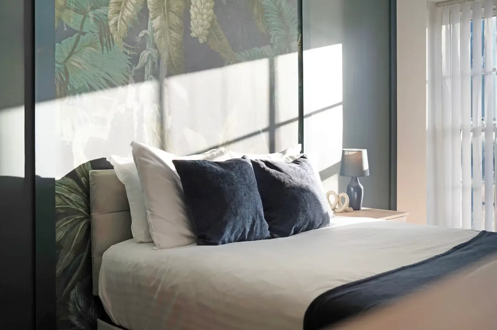 View 1, 82 Church Road by Mia Partners 1, 82 Church Road by Mia Partners serviced apartment - Stockton-on-Tees - VivreStays