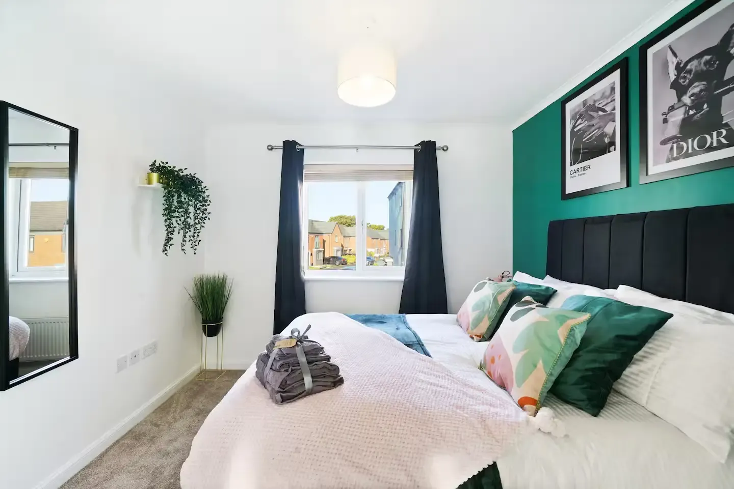 Europa Gardens by Mia Partners serviced apartment - Wolverhampton - VivreStays
