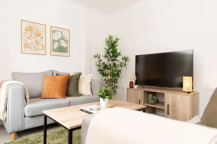 View Eaton Terrace by Mia Partners Eaton Terrace by Mia Partners serviced apartment - Nottingham - VivreStays