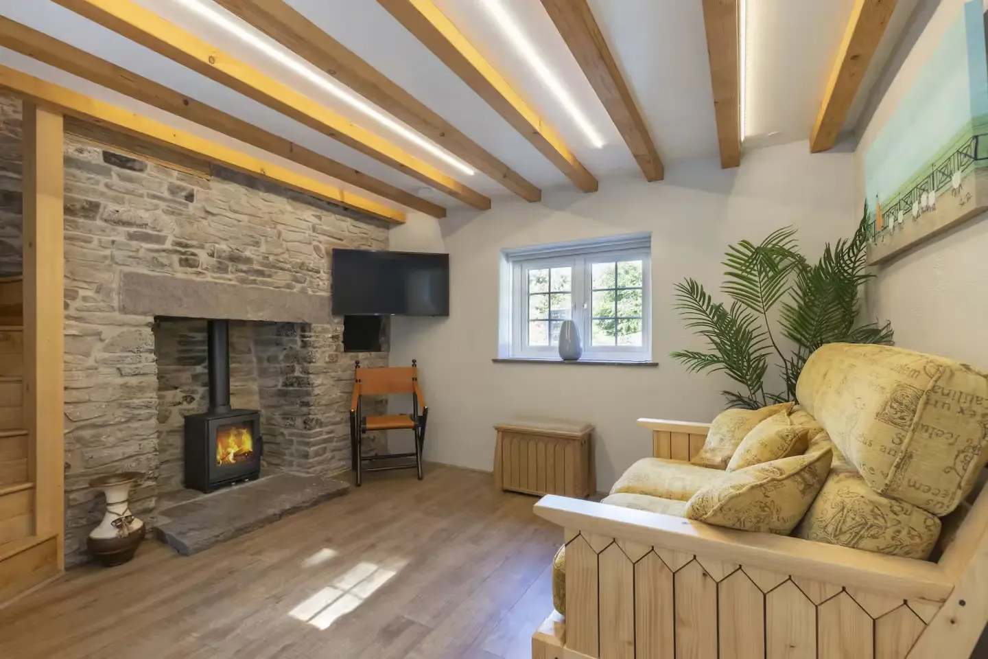 Pwll Y Wern Cottage by Mia Partners serviced apartment - Abergavenny - VivreStays